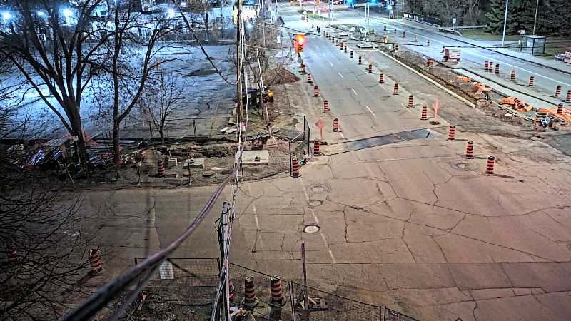 Traffic camera image at 2025-04-25 07:15:53