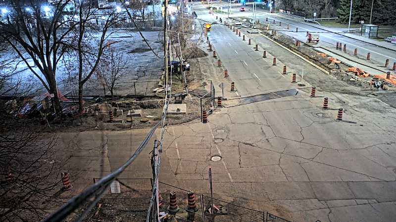 Traffic camera image at 2025-04-25 07:40:45