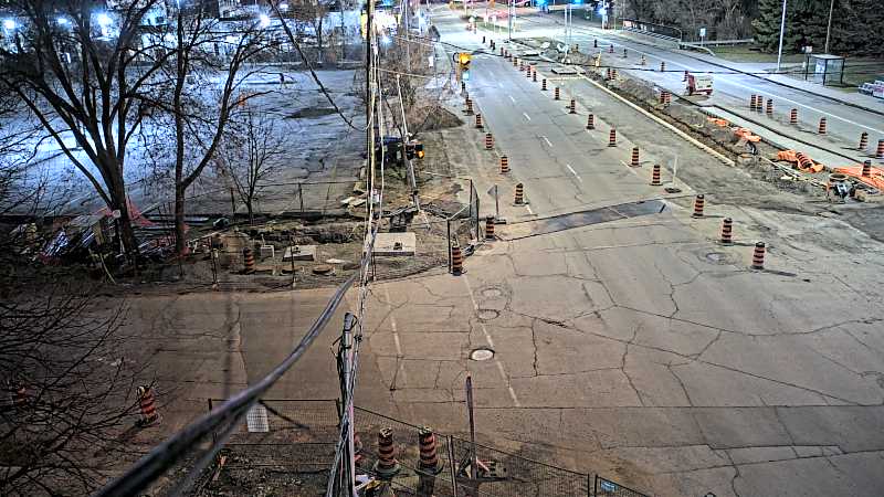 Traffic camera image at 2025-04-25 08:00:48