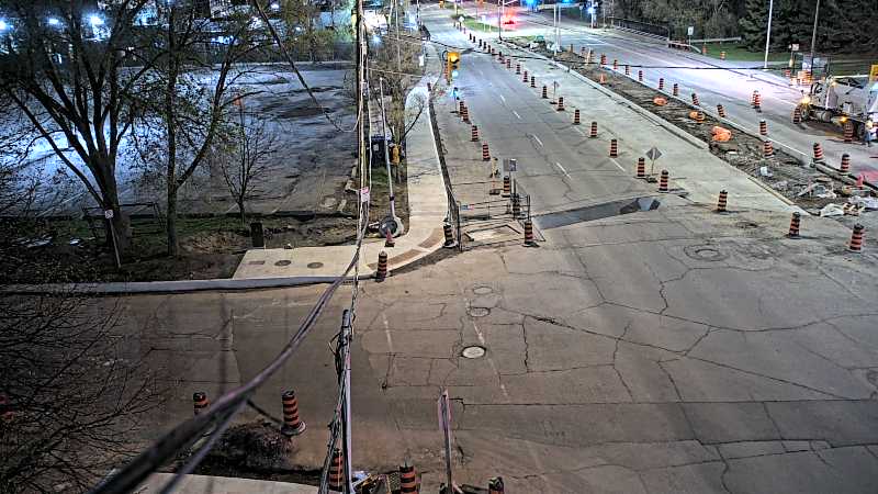 Traffic camera image at 2025-05-09 07:01:03