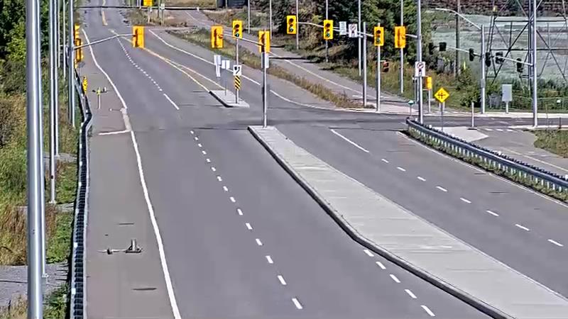 Traffic camera image at 2025-09-14 17:41:24