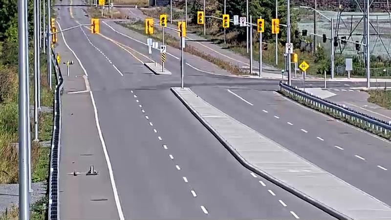 Traffic camera image at 2025-09-14 17:46:40