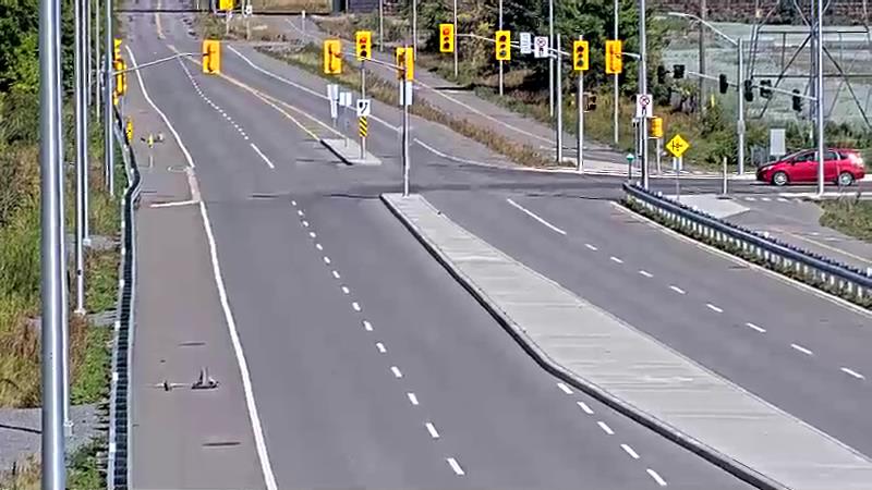 Traffic camera image at 2025-09-14 18:36:28