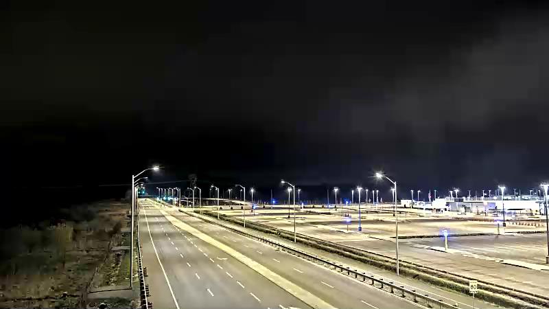 Traffic camera image at 2025-05-09 06:41:03