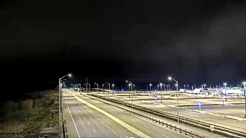 Traffic camera image at 2025-05-09 07:01:03