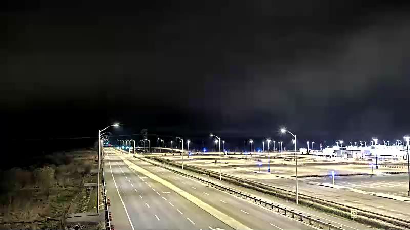Traffic camera image at 2025-05-09 07:15:55