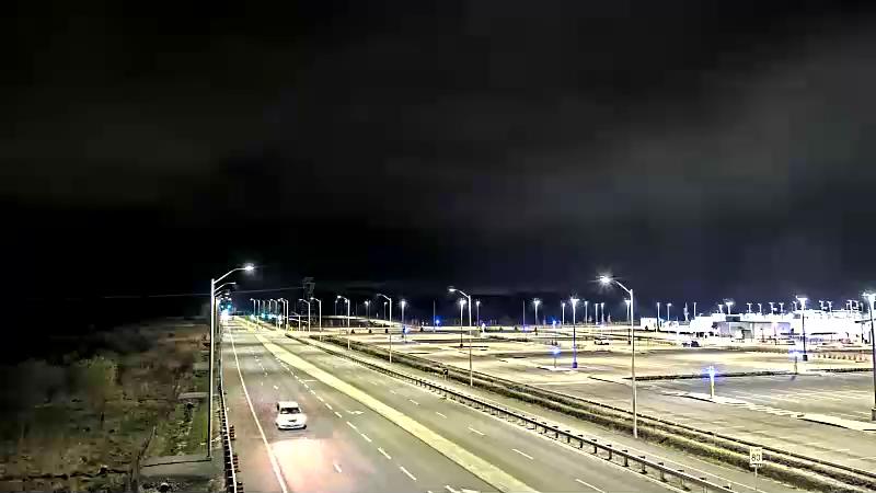 Traffic camera image at 2025-05-09 08:11:09