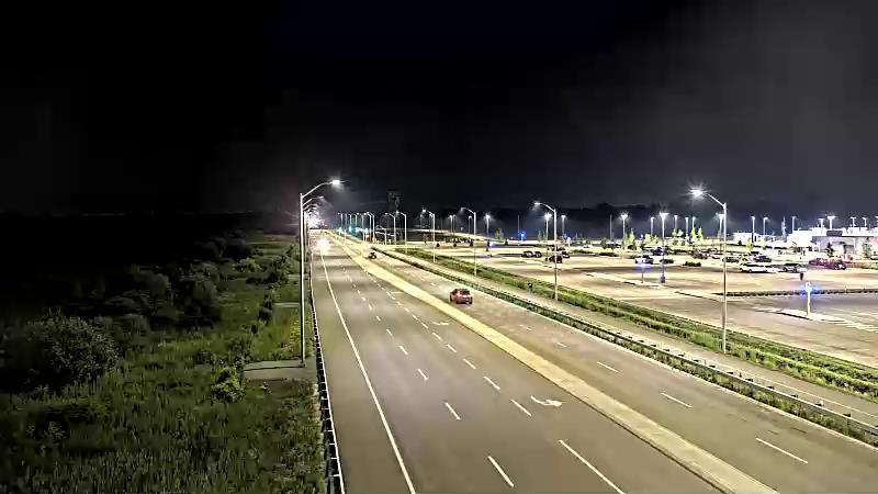 Traffic camera image at 2025-07-12 04:21:12