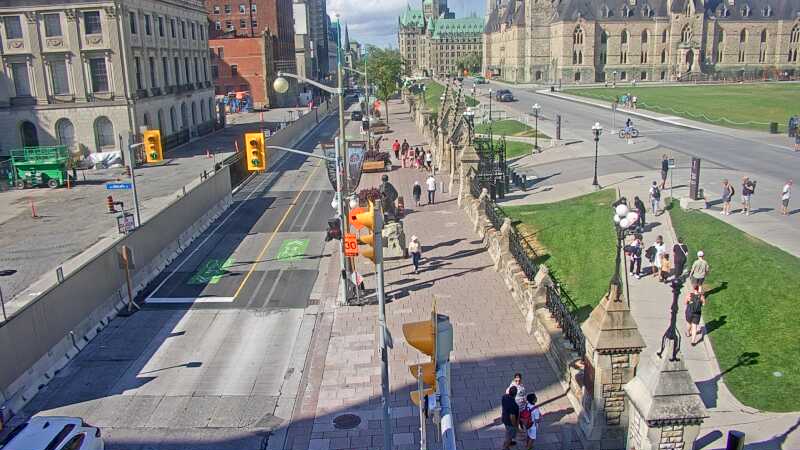 Traffic camera image at 2025-08-24 14:16:29