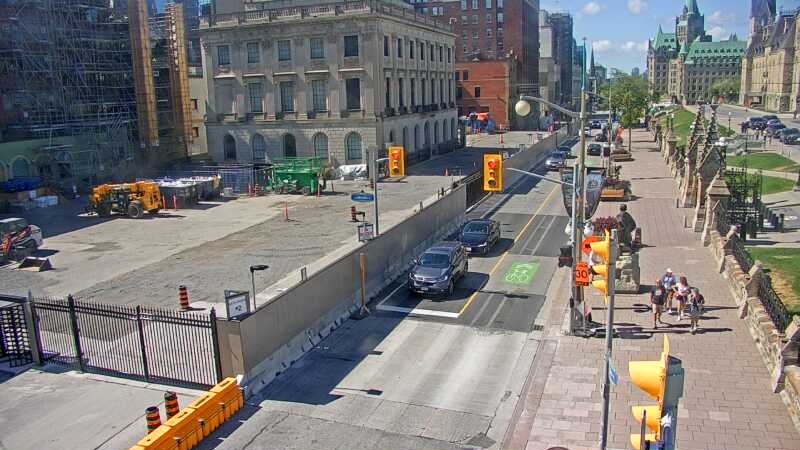 Traffic camera image at 2025-08-24 15:21:31
