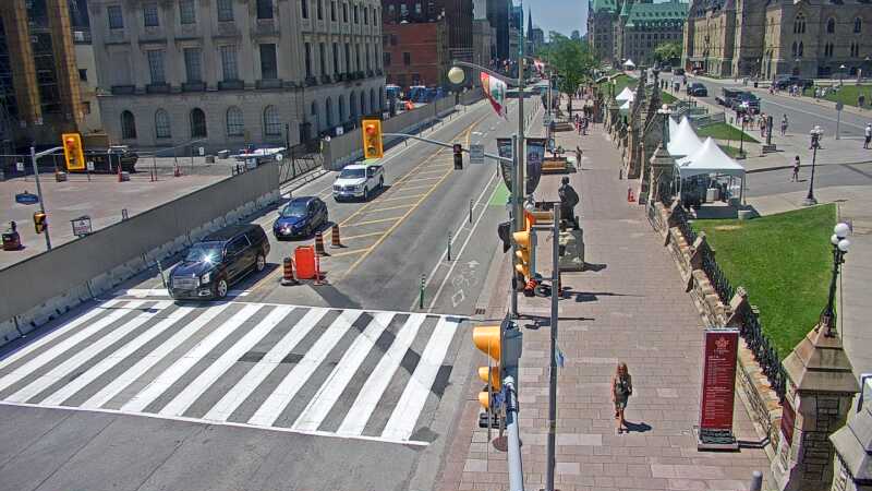 Traffic camera image at 2025-06-30 16:26:38