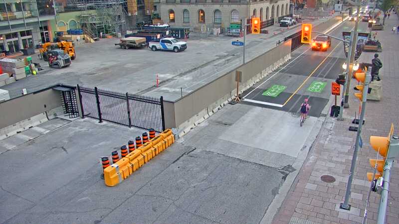 Traffic camera image at 2025-07-31 00:21:30