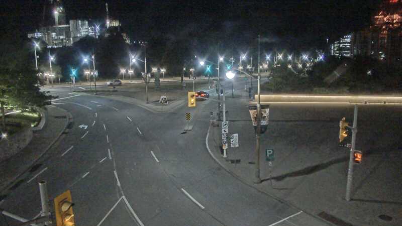 Traffic camera image at 2025-08-25 03:31:34