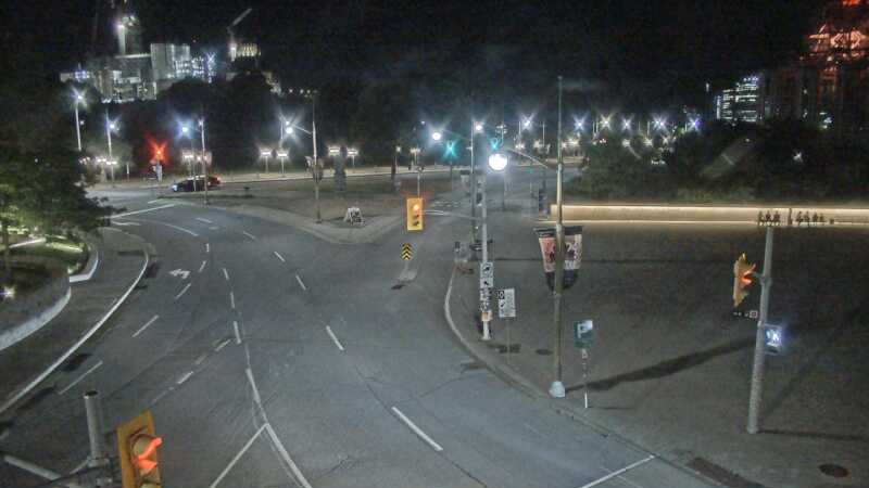 Traffic camera image at 2025-08-25 03:41:20