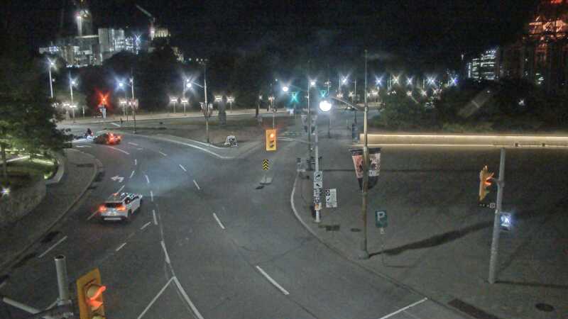 Traffic camera image at 2025-08-25 03:51:21