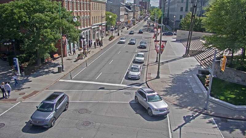 Traffic camera image at 2025-09-14 17:21:28