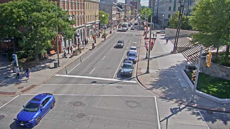 Traffic camera image at 2025-09-14 17:26:23