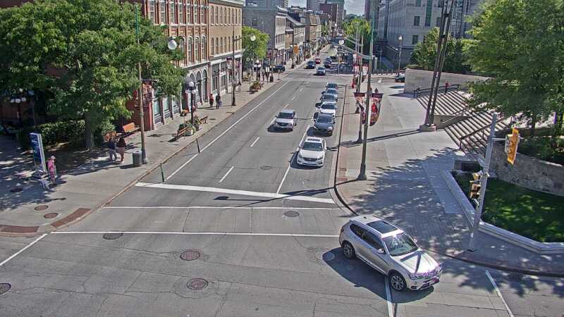 Traffic camera image at 2025-09-14 17:41:25