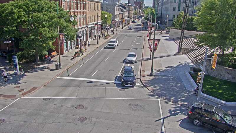 Traffic camera image at 2025-09-14 17:51:39