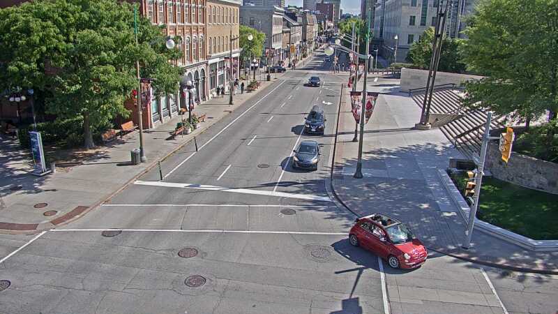Traffic camera image at 2025-09-14 18:26:32