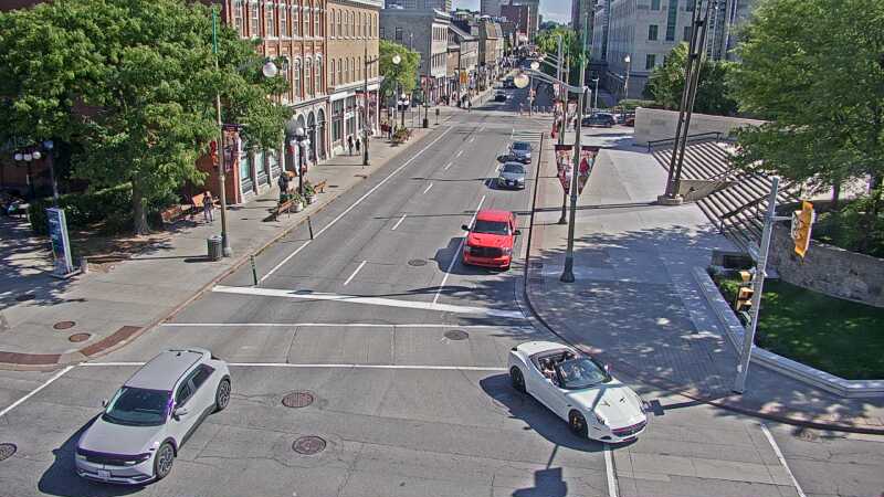 Traffic camera image at 2025-09-14 18:31:33