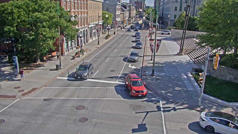 Traffic camera image at 2025-09-14 18:46:33