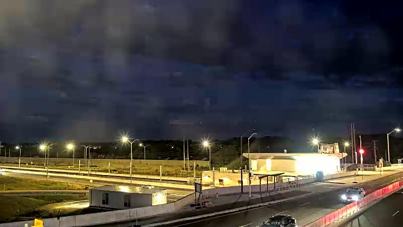 Traffic camera image at 2025-08-25 00:36:24