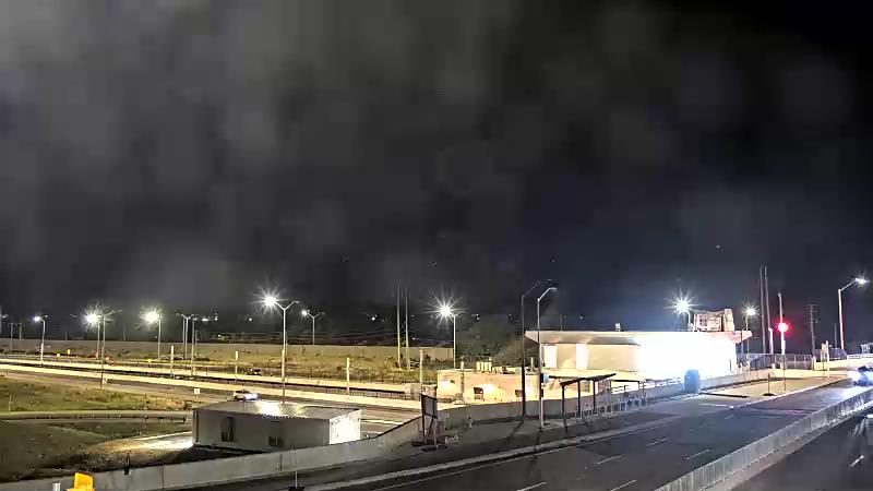 Traffic camera image at 2025-08-25 02:41:23