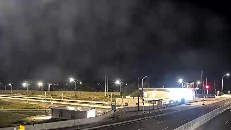 Traffic camera image at 2025-08-25 04:01:30