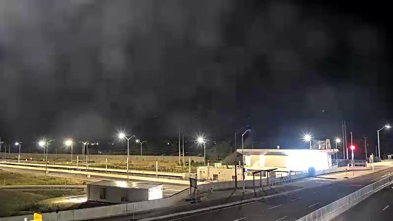 Traffic camera image at 2025-08-25 04:06:24
