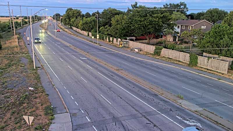 Traffic camera image at 2025-08-25 00:10:14