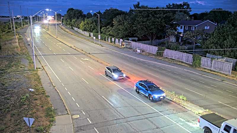 Traffic camera image at 2025-08-25 00:30:13