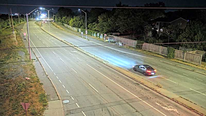 Traffic camera image at 2025-08-25 02:10:16