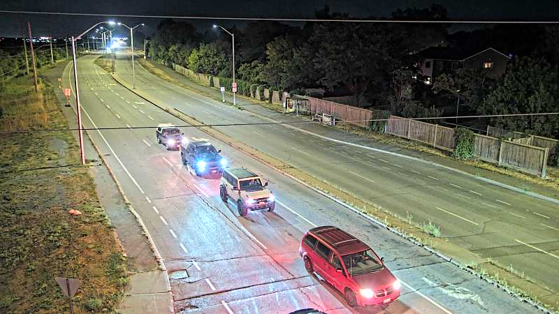 Traffic camera image at 2025-08-25 02:20:12