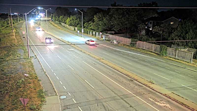 Traffic camera image at 2025-08-25 02:25:11