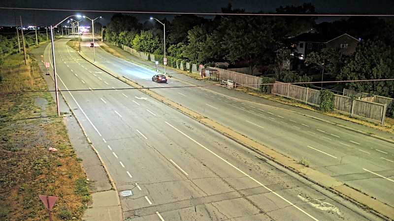 Traffic camera image at 2025-08-25 03:10:24