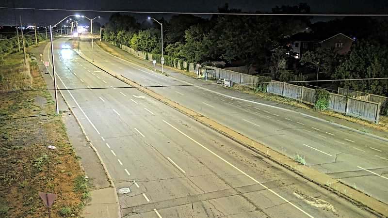 Traffic camera image at 2025-08-25 03:15:25