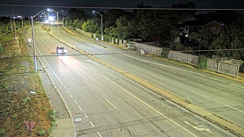 Traffic camera image at 2025-08-25 03:40:13