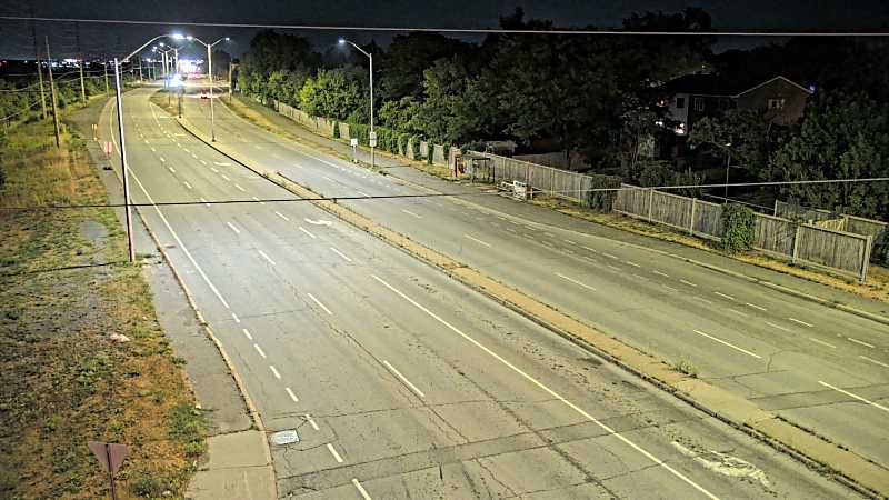Traffic camera image at 2025-08-25 04:05:14