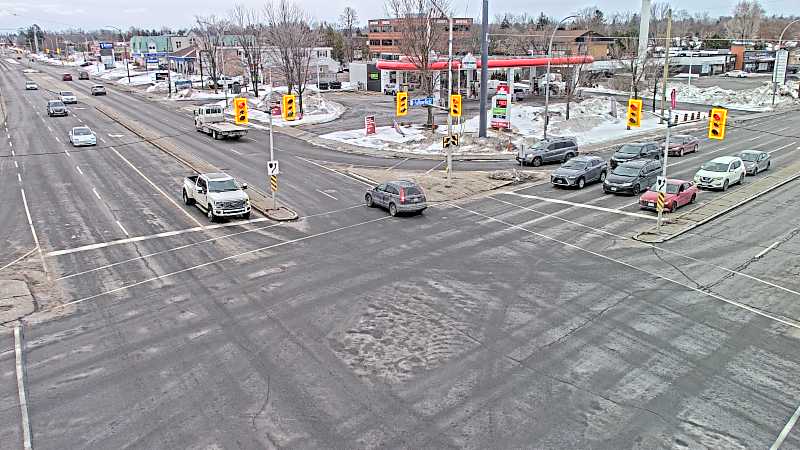 Traffic camera image at 2025-03-09 14:10:22