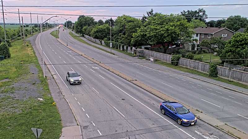 Traffic camera image at 2025-07-01 00:50:22