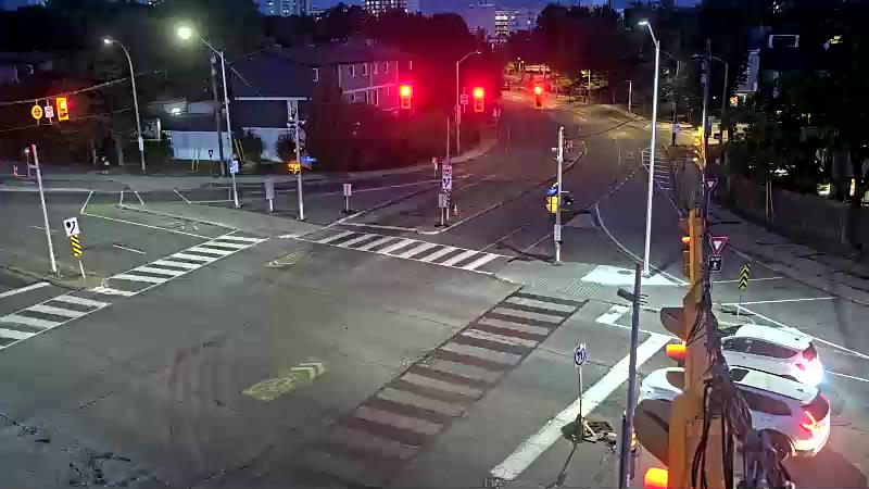 Traffic camera image at 2025-08-25 00:26:20