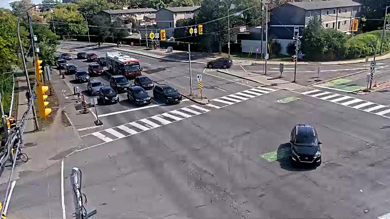 Traffic camera image at 2025-09-14 17:21:28