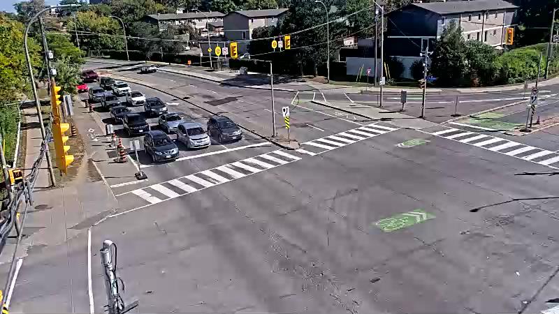 Traffic camera image at 2025-09-14 18:11:33