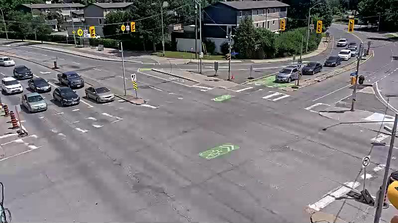 Traffic camera image at 2025-06-30 18:16:36