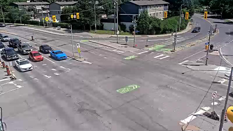 Traffic camera image at 2025-06-30 18:41:37