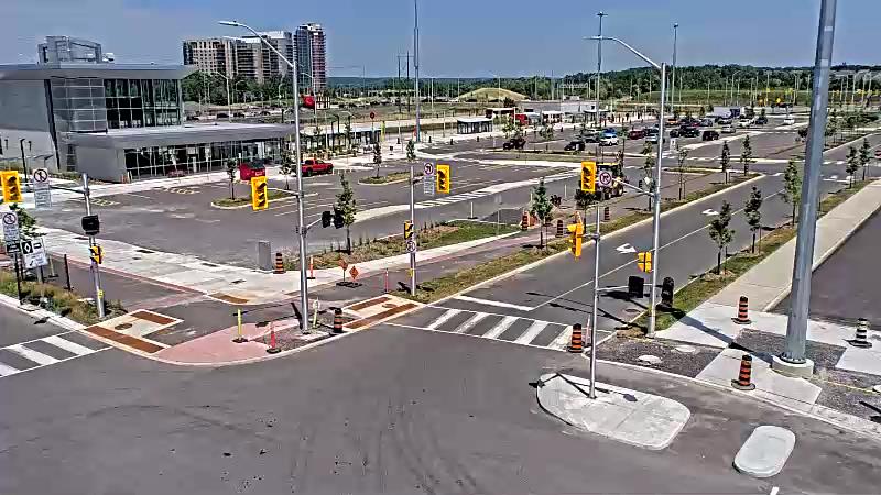 Traffic camera image at 2025-06-30 17:21:42