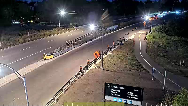 Traffic camera image at 2025-08-25 00:36:24