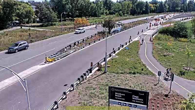 Traffic camera image at 2025-09-14 17:11:35