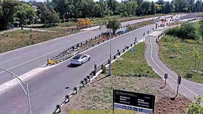 Traffic camera image at 2025-09-14 17:16:32